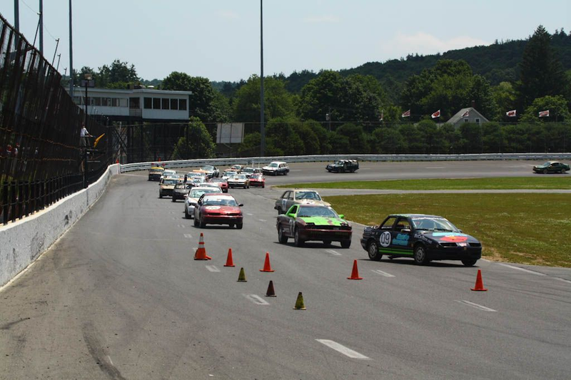 Illustration for article titled The 24 Hours Of LeMons New England 2009 Über Gallery, Part 5